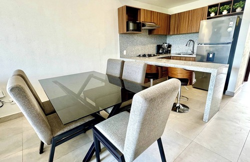 Bucerias Apartamento | 200 METROS DE LA PLAYA, ALBERCA INFINITA, DEPARTAMENTO 2 HABITACIONES 2 BAÑOS