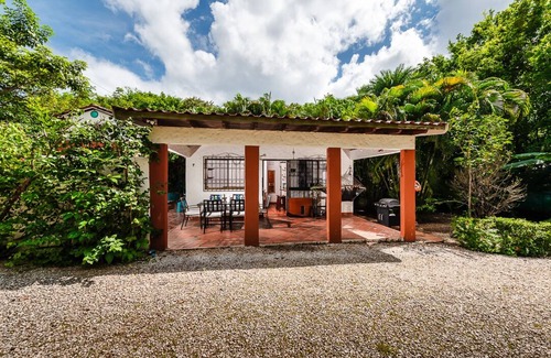 Junquillal Casa | 200 steps from the beach! Private 3BR Pool AC Wifi
