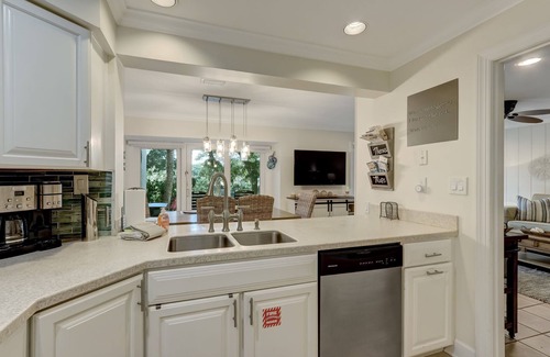 Fernandina Beach Casa | Hermosa unidad de Beachwood recientemente renovada en Amelia Island Plantation.