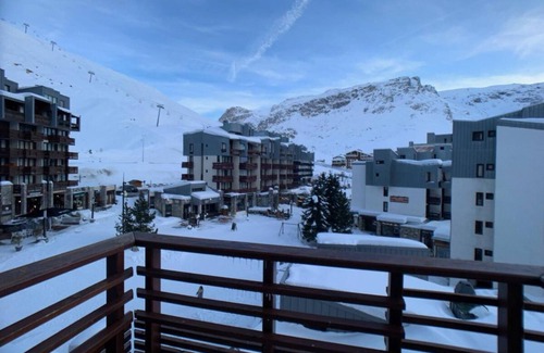 Val Claret Apartamento | A 200m de las pistas de esquí, 3.o piso, balcón, tv, local para esquís, 58m², Tignes