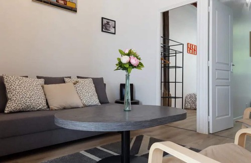 Sorbonne Apartamento | 200m2 Impeccable Parisian Charm,perfectly Nestled Next to Notre Dame 2-min Walk