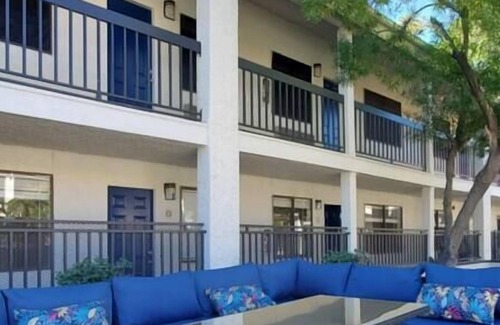 Mesa Apartamento | 201 Cozy and stylish one bedroom apartment!