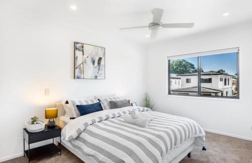 Sunnybank Hills Casa | 2024 Brand-new 5BR Comfort House in SunnybankHills