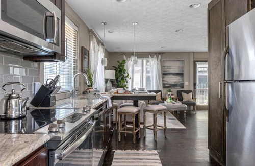 Salemtown Condominio | 2024 Nashville Getaway at Germantown Chalet