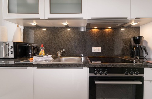 Center Apartamento | 205-5 Dream vacation apartment Mozart with balcony - 205 Traumferienwohnungen Mozart