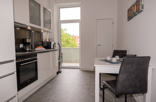 Center Apartamento | 205-6 Dream vacation apartment Mozart with balcony - 205 Traumferienwohnungen Mozart