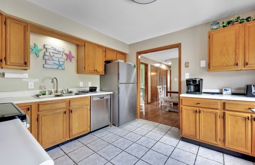 Lewes Casa | 205 Priscilla Circle - New listing with private pool!