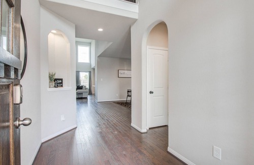 Klein Casa | 20ft high ceiling Modern 2 story Farmhouse retreat