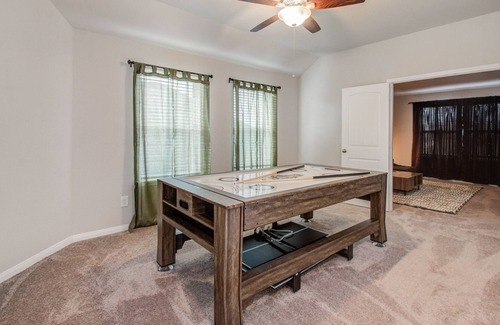 Klein Casa | 20ft high ceiling Modern 2 story Farmhouse retreat