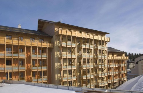Font-Romeu-Odeillo-Via Apartamento | 30m del centro estación, fitness, piscina, sauna, hammam, terraza, balcón, tv, local para esquís