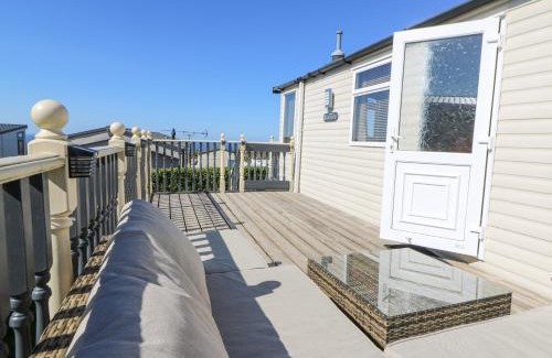 Llanllwchaiarn Casa | 21 Bay View