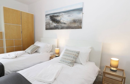 Beverley Cabaña | 21 Wellington Road, BEVERLEY