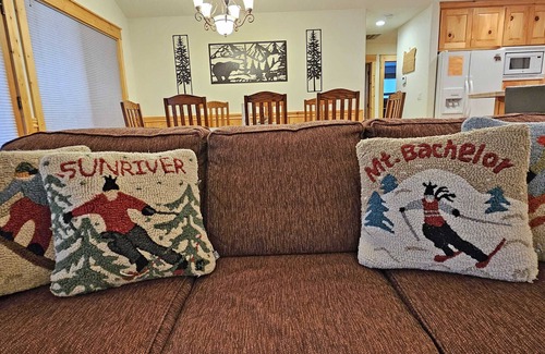 Deer Park Casa | 21 Whistler-Sunriver, Oregon: Jacuzzi, BBQ, WiFi, SHARC Aquatics, Tubing Hill, Mt. Bachiller, Golf, Deschutes River, Tenis, Carril bici
