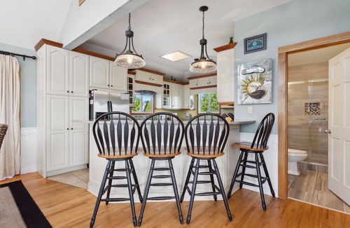 Tuckahoe Casa | 2135 Pirates Perch * 11 Min Walk to Beach