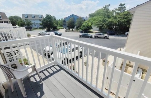 Lewes Casa | 215 Cedar Street Unit 5 Rose Garden