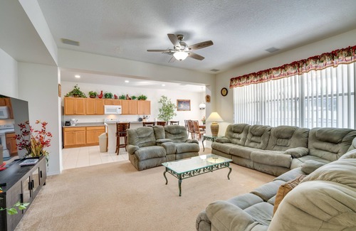 Kissimmee Casa | 22 Mi to Disney: Kissimmee Home w/ Pool & Hot Tub