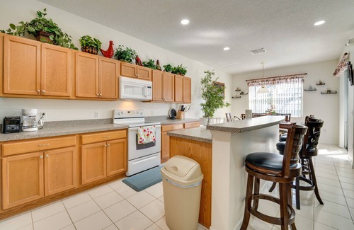 Kissimmee Casa | 22 Mi to Disney: Kissimmee Home w/ Pool & Hot Tub