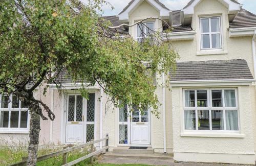 Bundoran Casa | 22 White Maples
