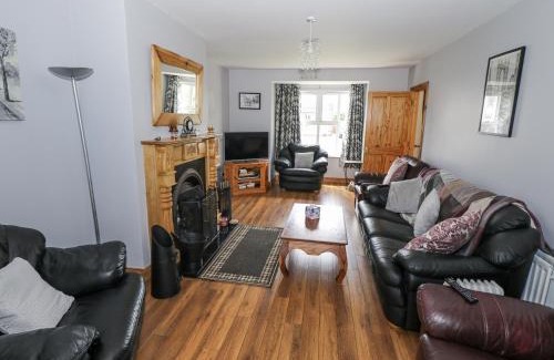 Bundoran Casa | 22 White Maples