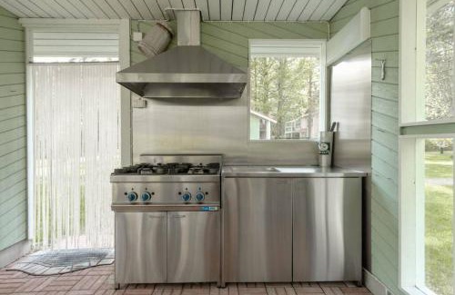 Kirkkonummi Villa | 225m2 Luxurious Villa - Large garden - Sandy beach