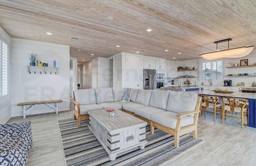Ocean Cay Casa | 226 South Fletcher 2nd Floor