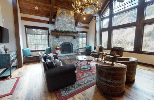 Purgatory Casa | 227 Sultan Drive