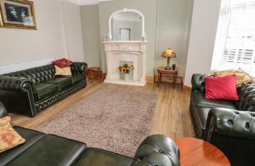 Llandudno Casa | 23 Carmen Sylva Road