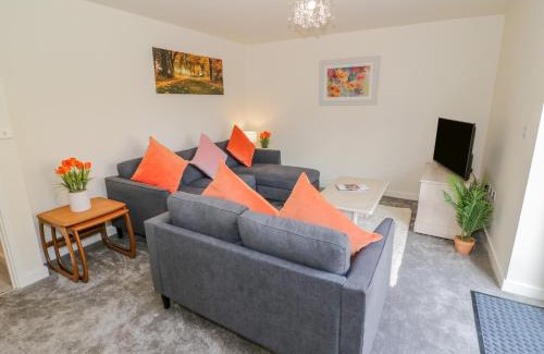 Exhall Casa | 23 Moat House Close