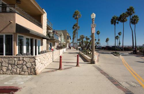 West Newport Casa | 2314 W Oceanfront A