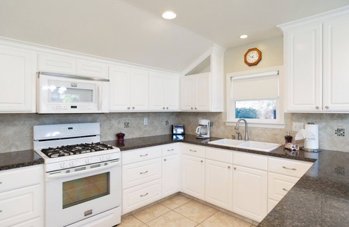 Oceano Casa | 2330 Paso Robles in Oceano