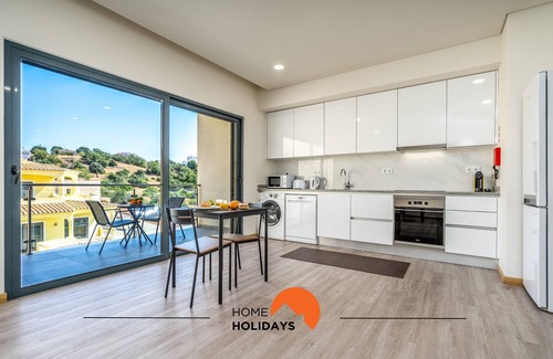 Vale de Santa Maria Apartamento | #234 Raposo Flat by Home Holidays