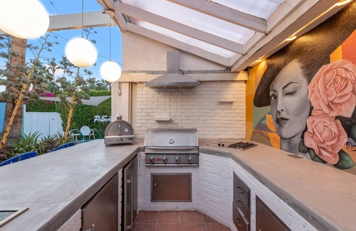 Tahquitz River Estates Casa | 23BR Designer Concept Buyout! True PS Experience!