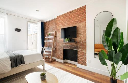 Peter Cooper Village Casa | 24-4 New Private Terrace W D Apt Prime Gramercy