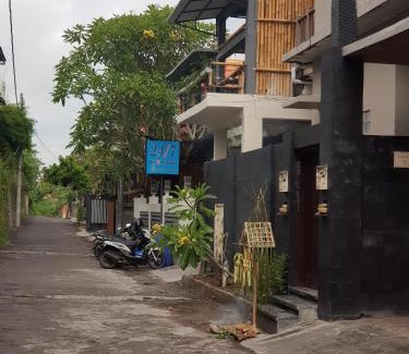 Taman Griya Cama Y Desayuno | 24/7 Bed & Breakfast