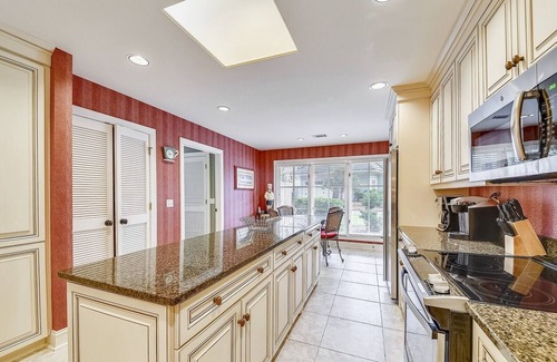 Heritage Woods Casa | 24 Baynard Cove - Single Level, 4BR Home with FREE Spa Heat April - October!