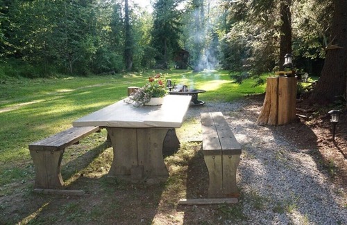 Sandpoint Apartamento | 24' Diameter authentic Tipi just north of Sandpoint, Idaho
