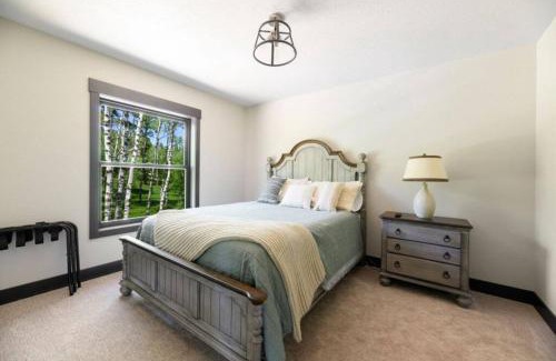 Lead Casa | 24 KARAT Lodge at Terry Peak