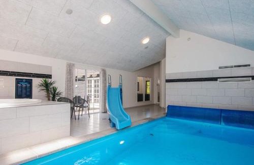 Blavand Casa | 24 person holiday home in Blåvand