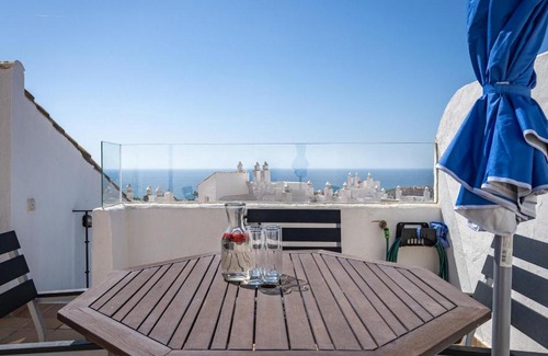 Castillo de Sabinillas Apartamento | 24 Rooftop terrace sea views golf Duquesa Manilva Andalusia