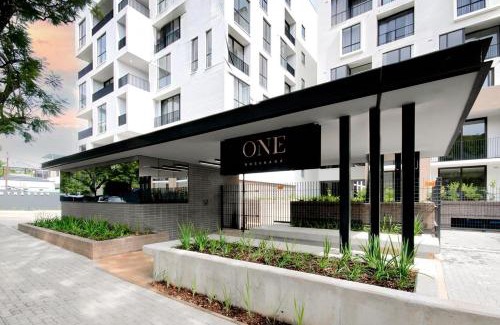 Kareeberg Apartamento | 246 at 1ROSEBANK Executive Apartment