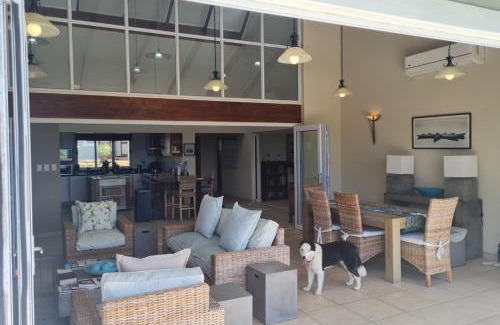 Underberg Casa | 25 Hazyview Drakensburg Mountain Views