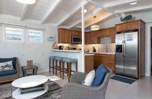 Pierpont Bay Casa | 25% Off Sept! Walk To Beach, Beautiful Ocean Views