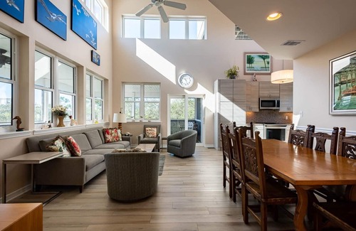 Gulf Trace Casa | 25% SALE Thru FALL~Breezeway~Gulf/Park Views~Private Pool~Beach Gear~Families