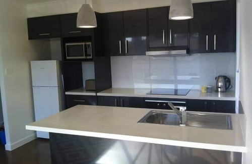 Geelong West Apartamento | 25 Villamanta St con Wi-Fi gratuito