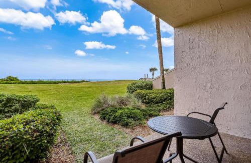 Fernandina Beach Casa | 256 Sandcastles - Hotel Side