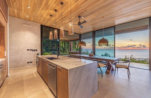 Marina Vista Casa | 25meter pool-Luxury-Dominical-Housekeeping-Beach