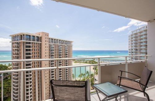 Waikiki Apartamento | 26 FREE Parking Ocean Front 2br-Waikiki Ala Moana