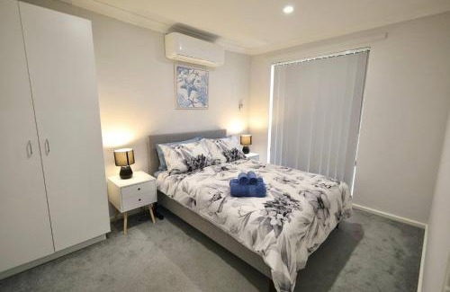 Mirrabooka Casa | 26 Simple Family Home Mirrabooka Sleeps 5