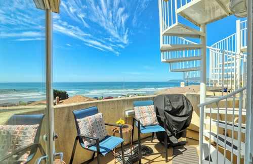 Downtown Casa | 271 Wadsworth: 2 dormitorios, 1. 5 BA Casa de pueblo en Pismo Beach, capacidad para 6