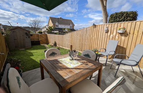 East Cowes Casa | 28 Anchorage Way - a house that sleeps 4 guests in 2 bedrooms